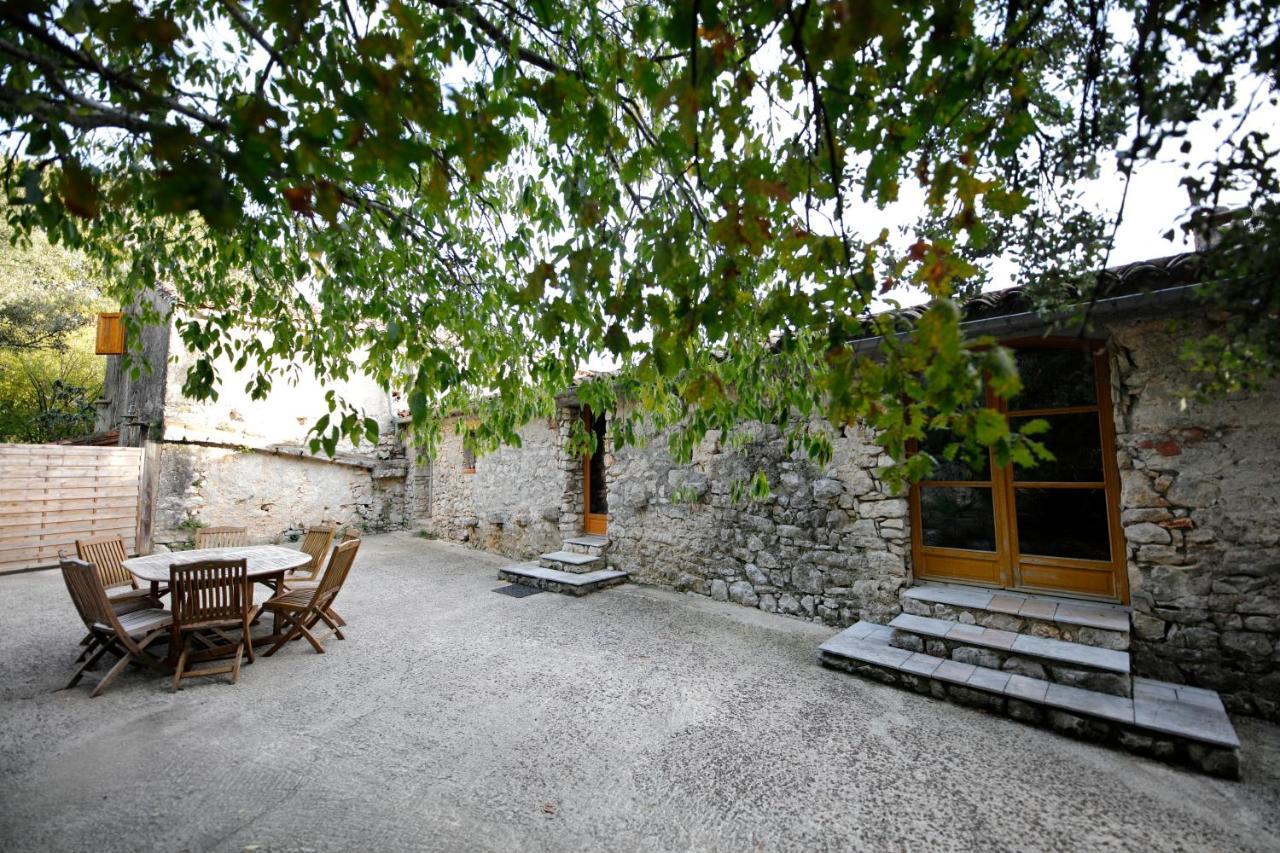 Bed and Breakfast Mas De Coulet Brissac Exteriér fotografie